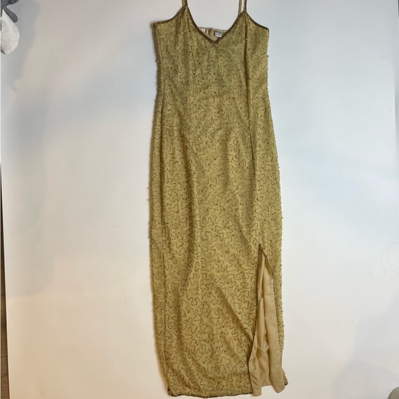 HOST PICK 🌟 Vintage 1960s Laurence Kazar Yellow Silk Beaded Floor-Length Gown 🌟 - Picture 3 of 16